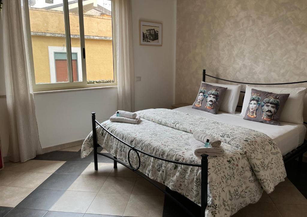Triple Room with Balcony at b & b Jasmine